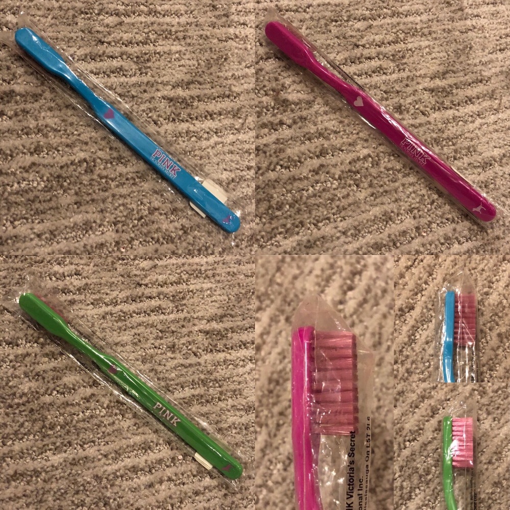 VINTAGE Victoria’s Secret PINK DOG toothbrush NIP